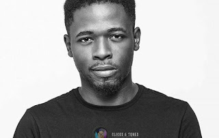 Johnny Drille pictures