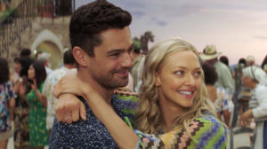 Amanda Seyfried and Domic cooper photos