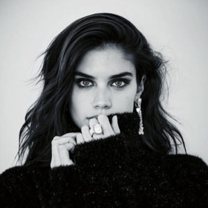 Sara Sampaio Biography - Age, Net Worth & Pictures