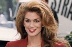 Cindy Crawford Biography - Age, Family, Net Worth & Pictures