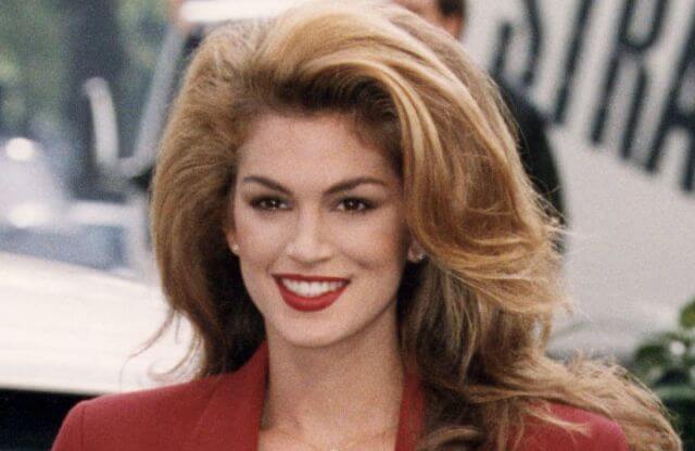 Cindy Crawford Biography - Age, Family, Net Worth & Pictures