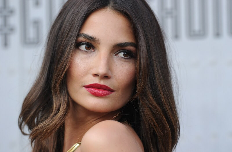 Lily Aldridge Bio - Age, Family, Husband, Net Worth & Pictures