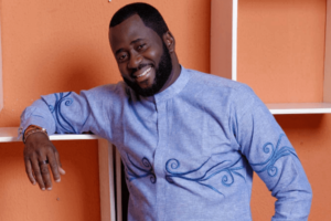 Desmond Elliot photo