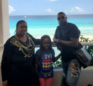 Seun Jimoh, wife and daughter photo