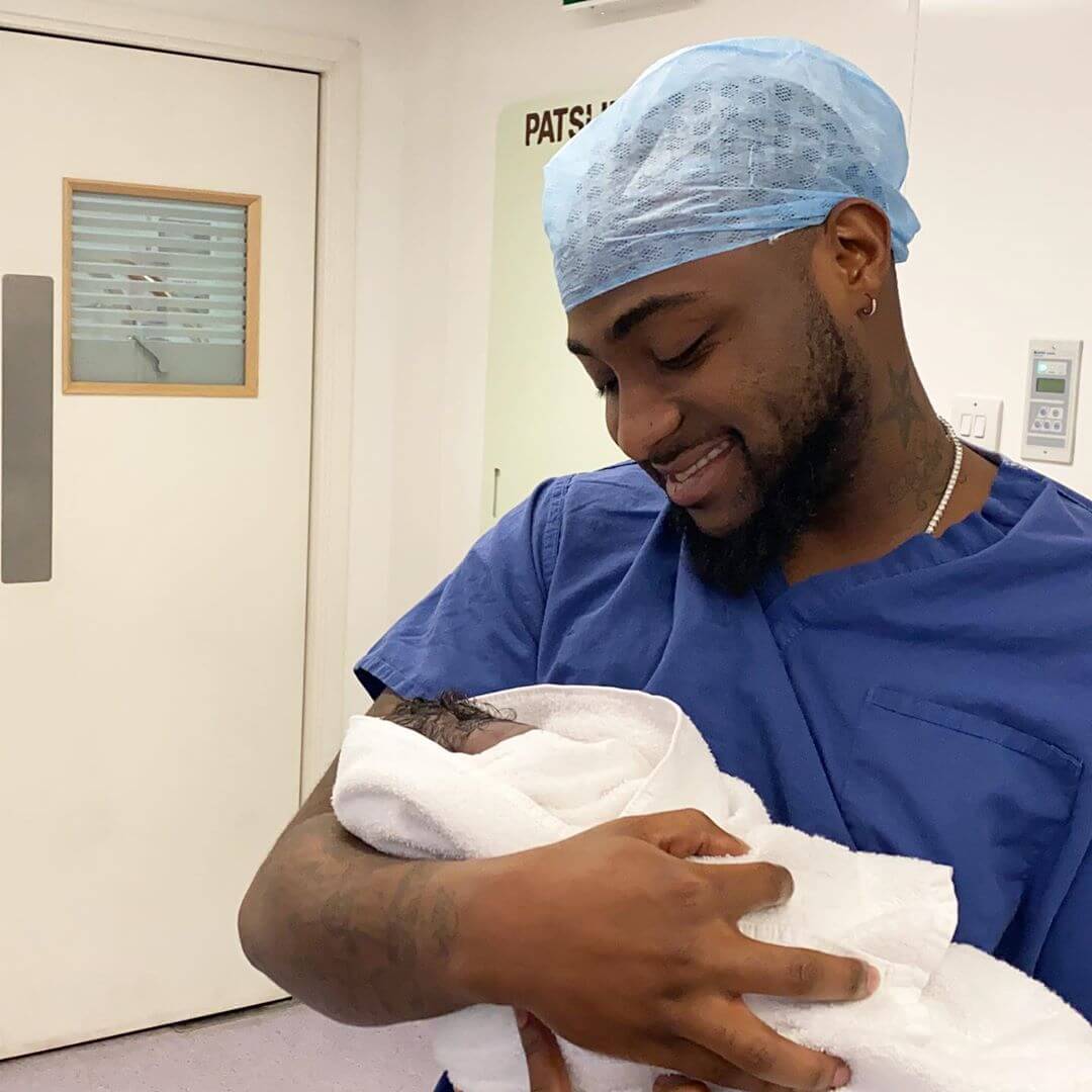 Davido welcomes baby boy with chioma