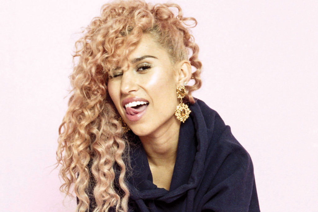 Raye Biography: Age, Family, Net Worth, Pictures, Height, Parents, Race, Nationality