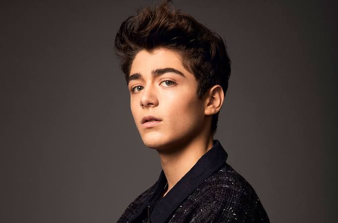 Asher Angel Bio: Age, Height, Songs, Movies, Net Worth & Pictures