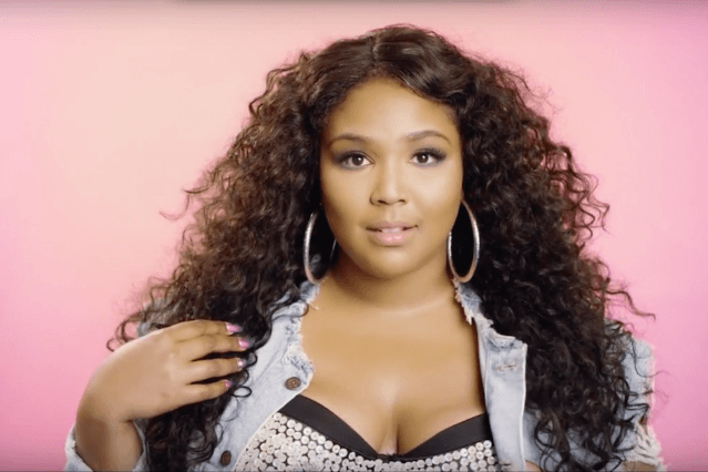 Lizzo Bio: Age, Real Name, Height, Parents, Songs, Net Worth, Measurements & Pictures