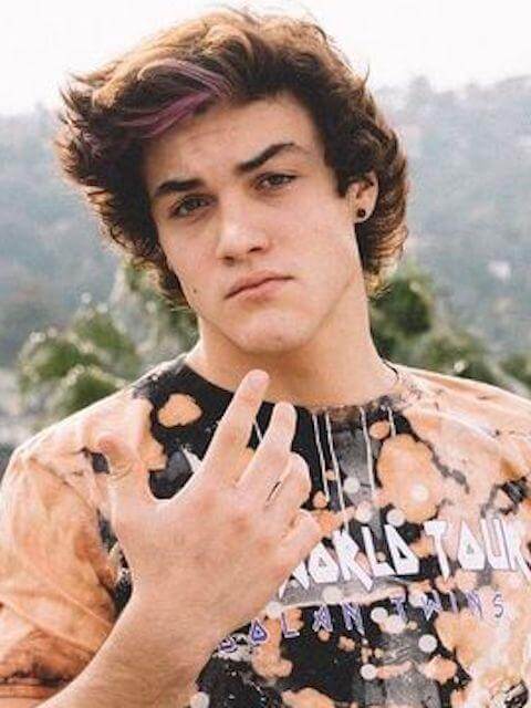 Ethan Dolan Bio: Age, Net Worth, Siblings & Pictures