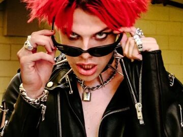 Yungblud Biography: Age, Siblings, Songs, & Net Worth