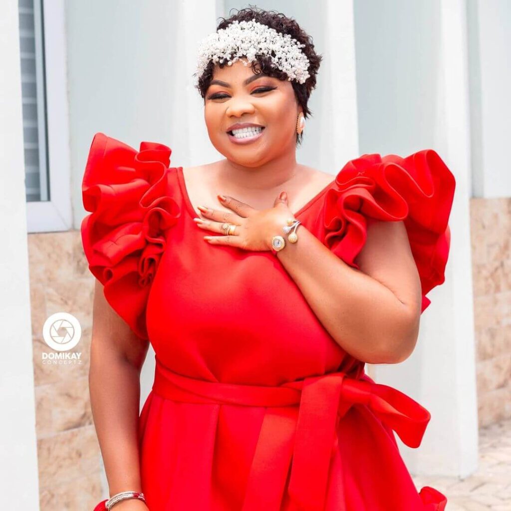 Empress Gifty Osei Biography: Profile, Age, Husband, Songs, pictures