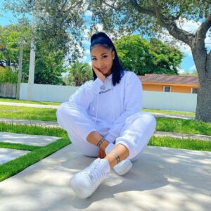 Shenseea photo