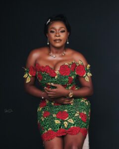 Chioma Ifemeludike photo