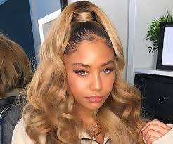 Amelia Monet Biography; Age, Boyfriend, Songs, Net Worth