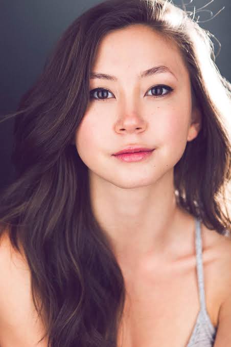 Kimiko Glenn Biography: Age, Height, Parents, Partner, Net Worth