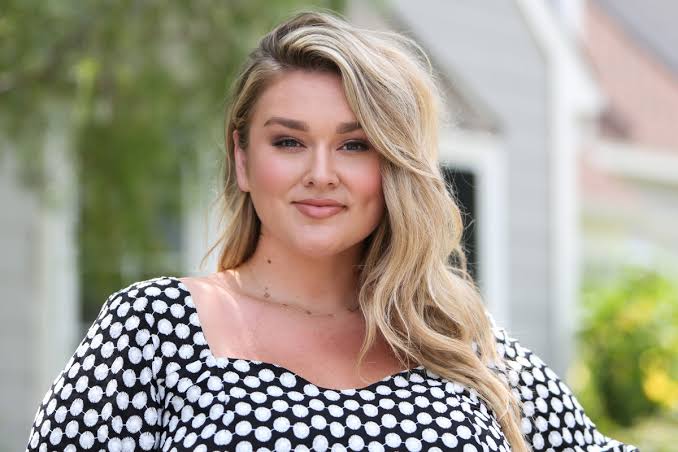 Hunter McGrady Biography: Age, Height, Brother, Husband Net Worth