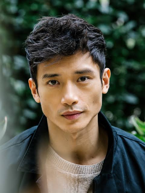 Manny Jacinto Biography: Age, Height, Wife, Movies, Net Worth