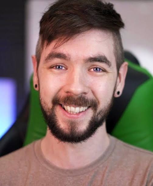 Jacksepticeye Biography: Real Name, Age, Height, Girlfriend, Merch, Net Worth