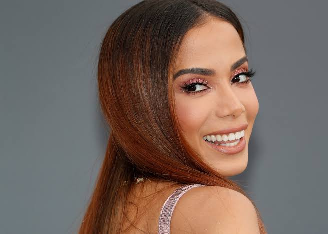 Anitta Biography: Age, Height, Weight, Languages, Husband, Religion, Net Worth