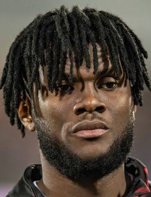 Franck Kessié Bio: Profile, Age, Height, Region, Position, Wife, Style of Play, Salary